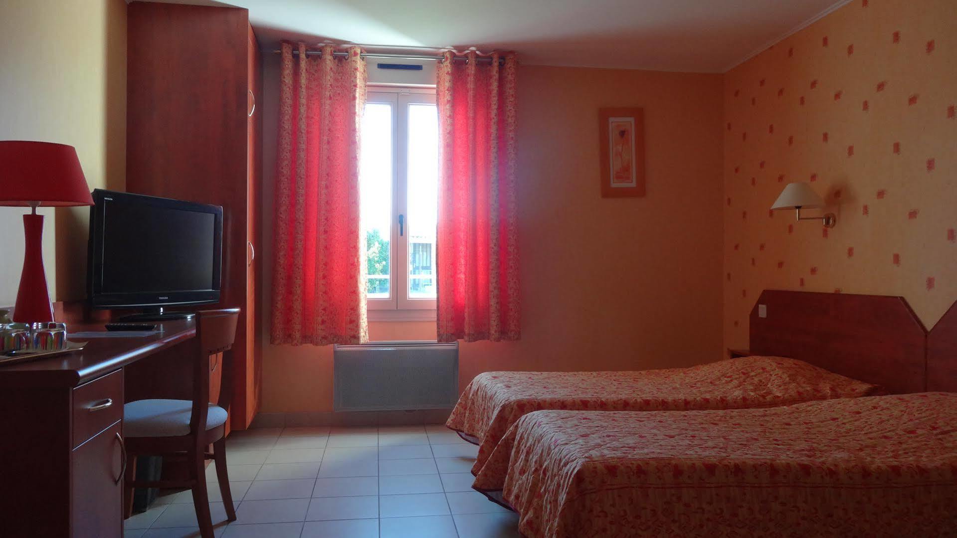 Logis Le Relais De Vacherauville Dış mekan fotoğraf