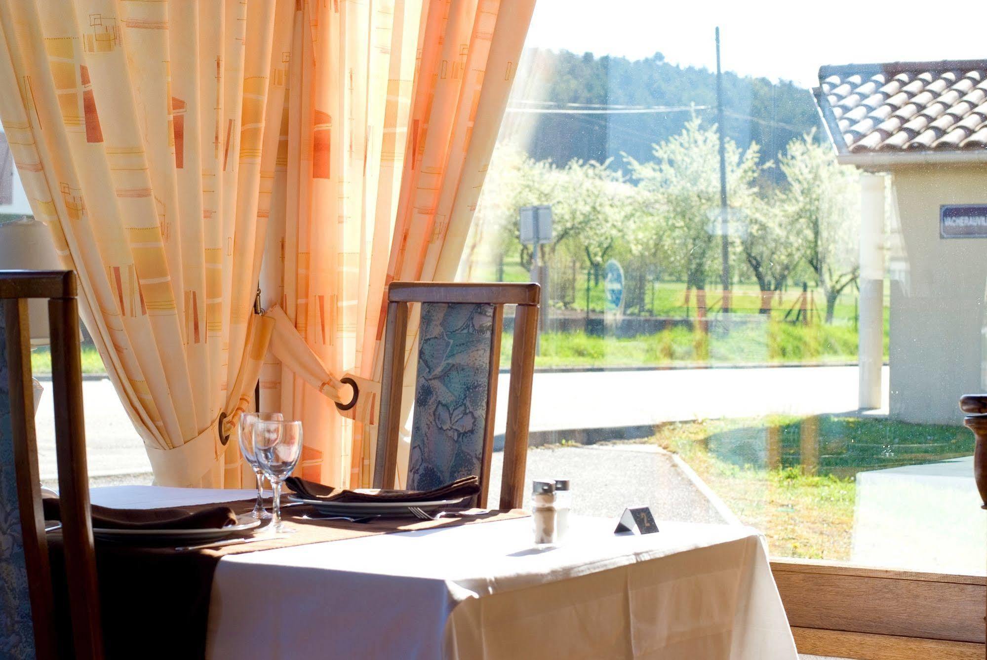 Logis Le Relais De Vacherauville Dış mekan fotoğraf